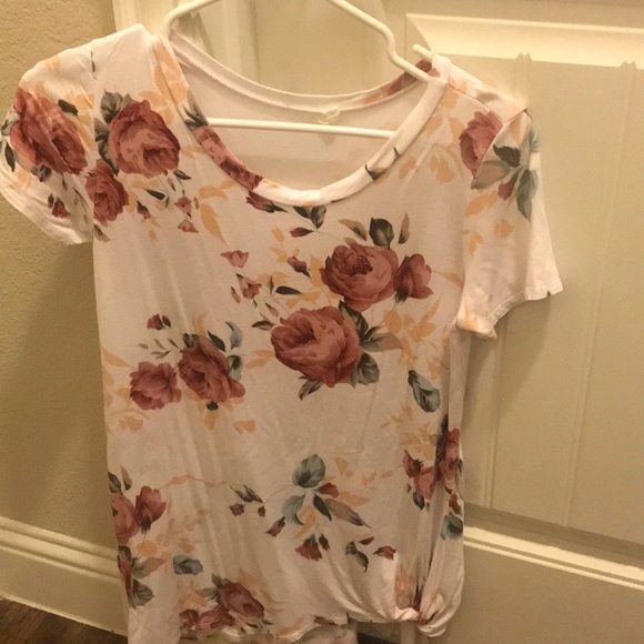 Maternity top - Picture 2 of 2